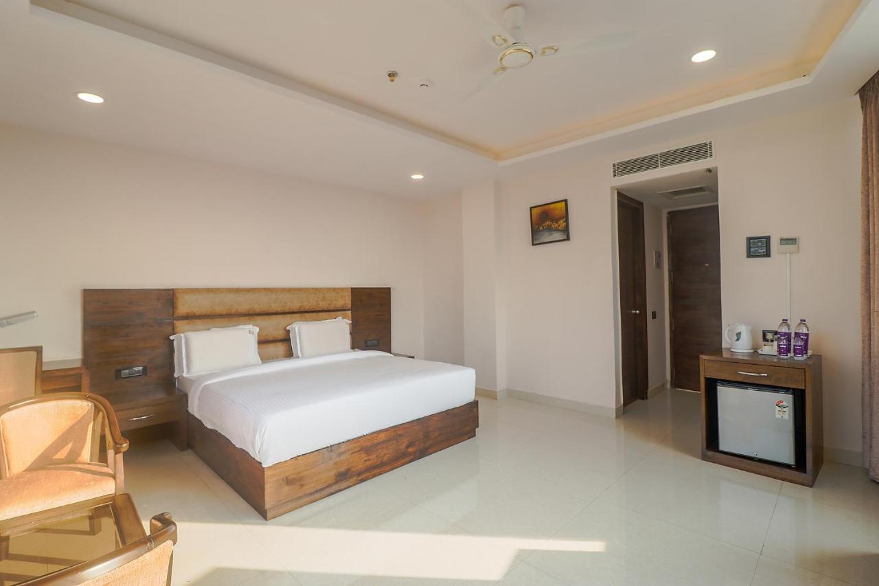 Fabhotel Mid Town Grand Panchkula Luaran gambar