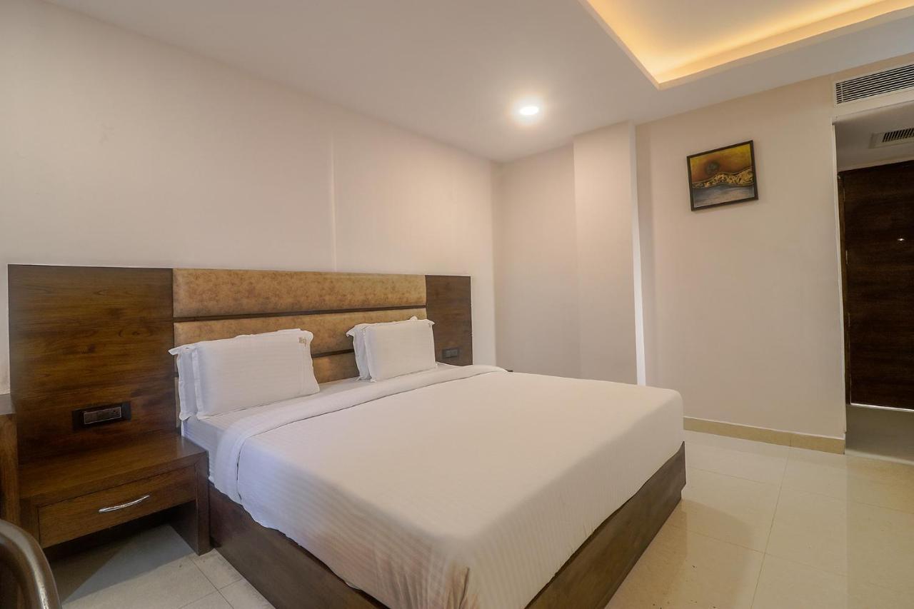 Fabhotel Mid Town Grand Panchkula Luaran gambar