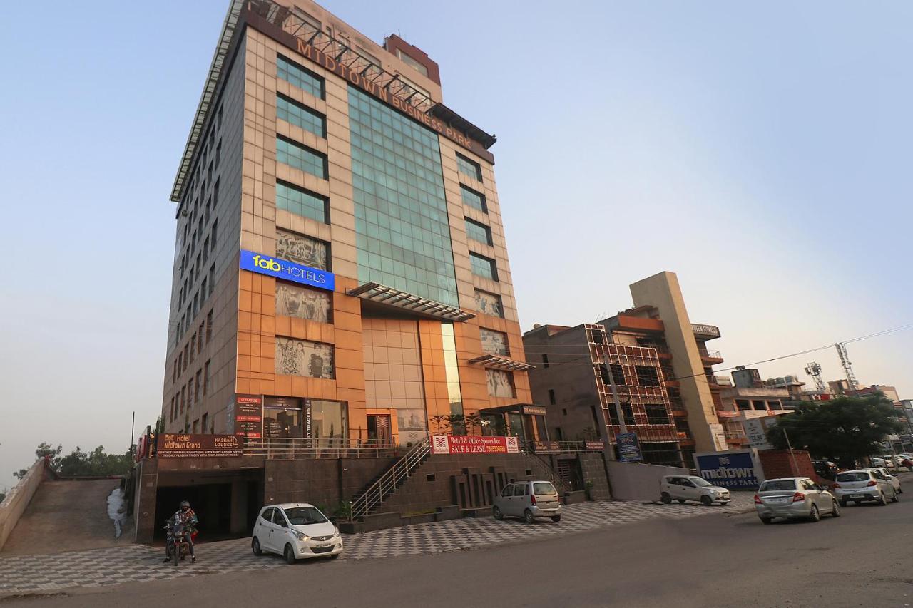 Fabhotel Mid Town Grand Panchkula Luaran gambar