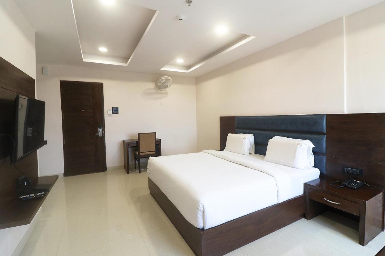 Fabhotel Mid Town Grand Panchkula Luaran gambar