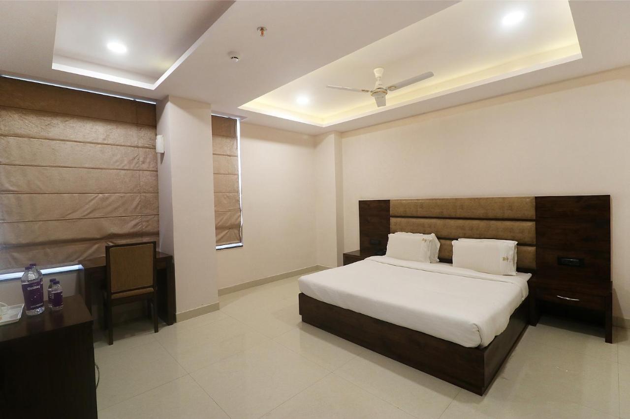 Fabhotel Mid Town Grand Panchkula Luaran gambar